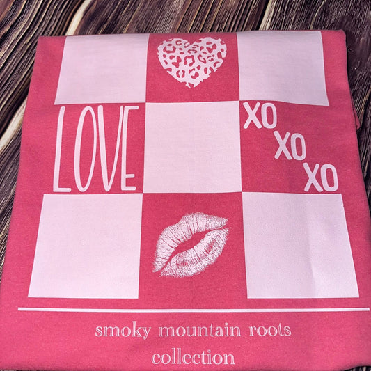 LOVE XOXO SMR Collection Tee